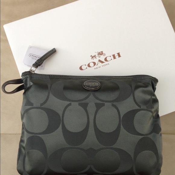 💯% Authentic COACH Signature Weekend Travel Bag