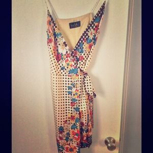 💕Sexy Nicole Miller Wrap Dress💕