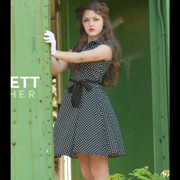 Tropical wear XL Polk a dot dream NEW