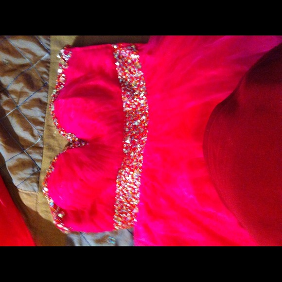 Prom/formal dress - Picture 2 of 3