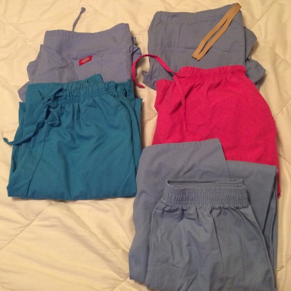 Scrub pants size medium
