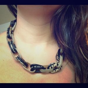 Animal chain necklace