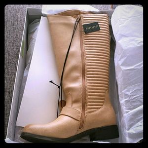 NWB Forever 21 Beige Moto Boots Size 8