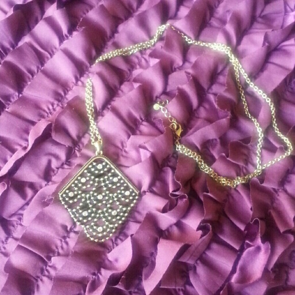 Vintage Feel Necklace