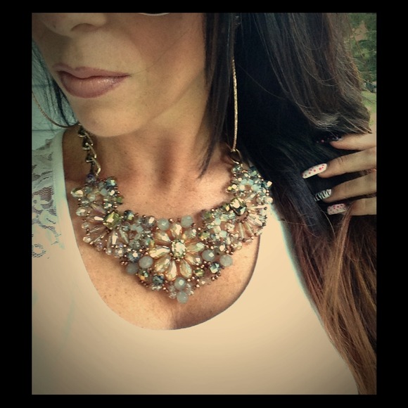 AMAZING Statement Necklace