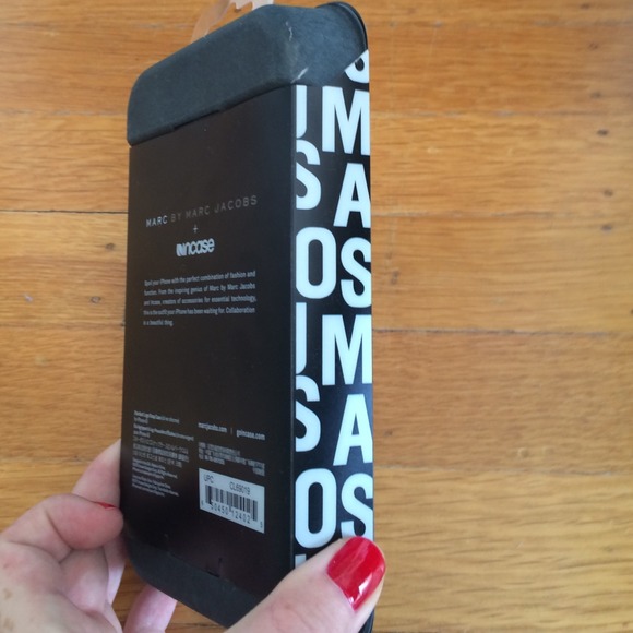 Marc by Marc Jacobs iPhone cover - Picture 4 of 4