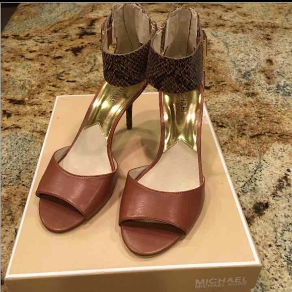 Michael Kors Guiliana Open Toe - Picture 1 of 3
