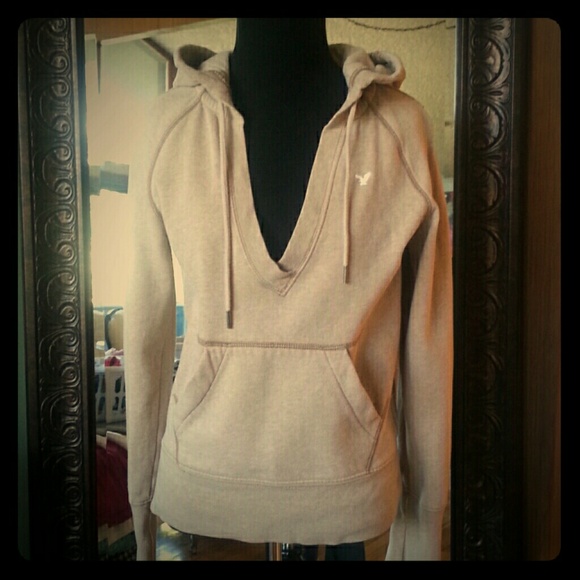 **CLOSET CLEAR OUT**Cute Tan Hoodie