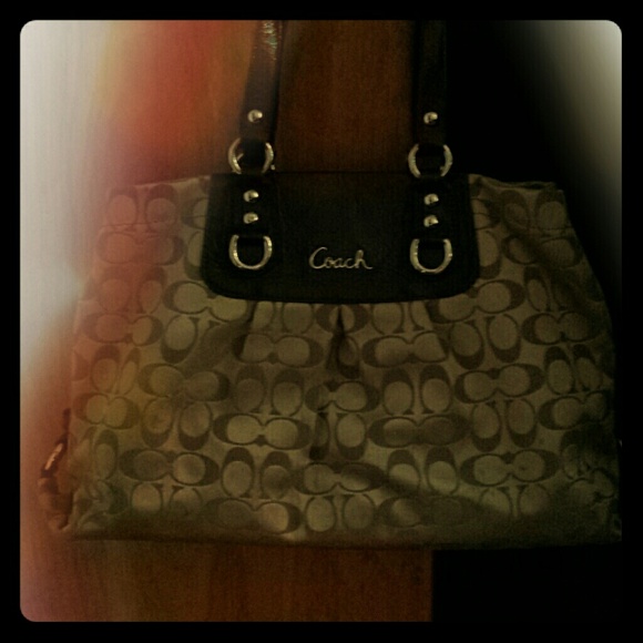 *SALE* Authentic Coach Purse