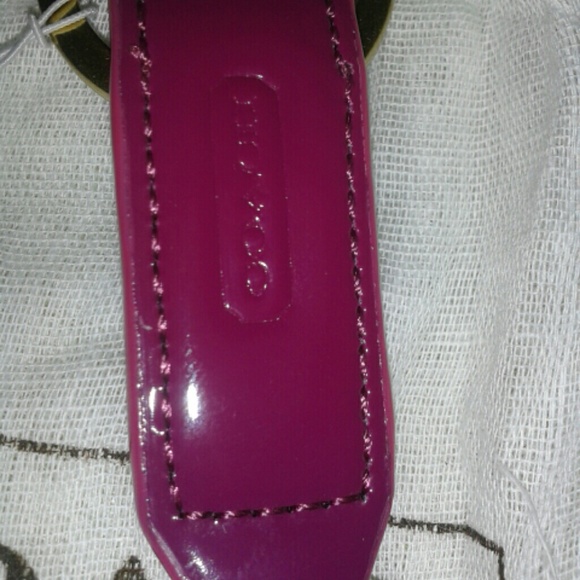 SOLD BUNDLED NWT COACH KEYRING - Picture 4 of 4