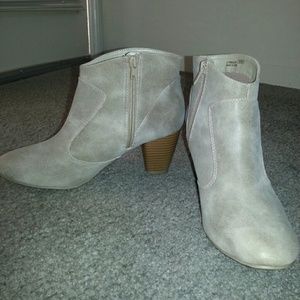 RESERVED for zoemadeleine- Taupe ankle boots