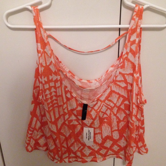 Pink Crop Top - Picture 2 of 3