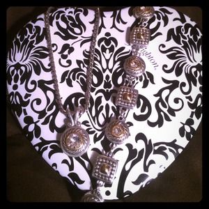 Brighton "heiress" matching necklace and bracelet