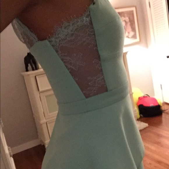 BCBG - Picture 3 of 4