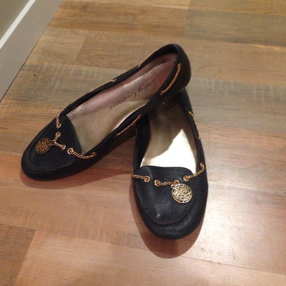 Juicy Couture Navy Flats