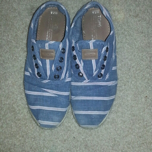 Blue and pink stripped cordon toms