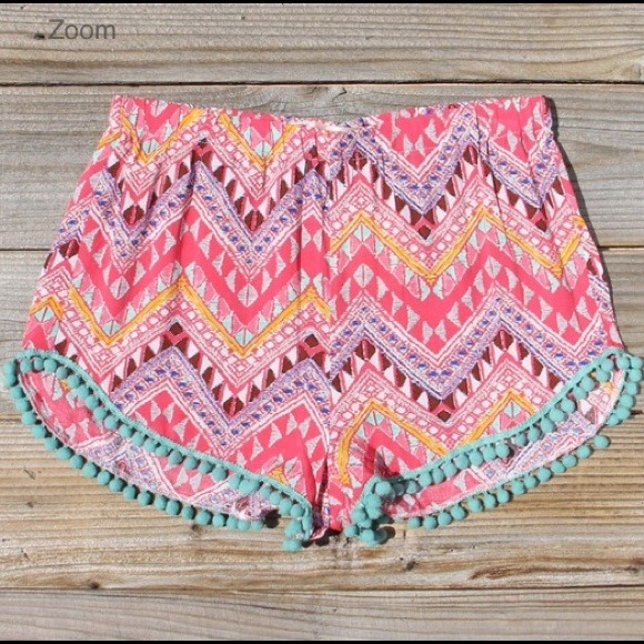 Pants - Patterned Pom Pom Shorts