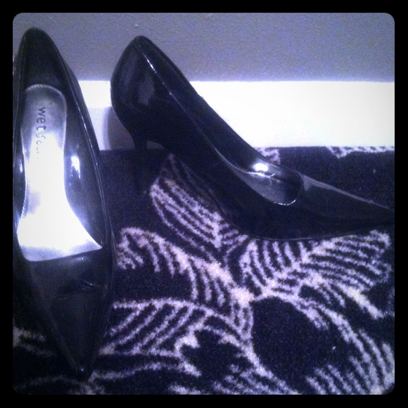 🌟🌟Pointy Heeled Black Shoes🌟🌟