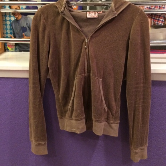 SOLD ❌ ❌ Light brown/ grayish juicy jacket