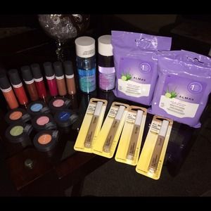 ✂️Price Cut ✂️Almay make up bundle 💄👄💅