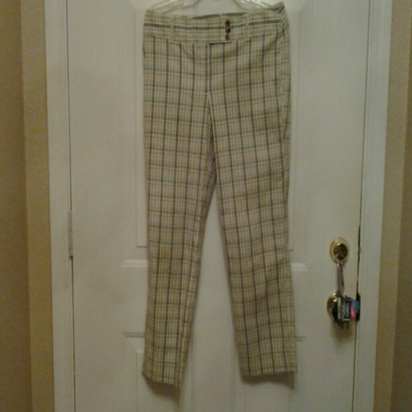 PRICE LOWERED!!  Ann Taylor Loft capri's
