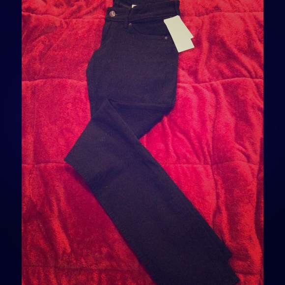 Black Skinny Jeans
