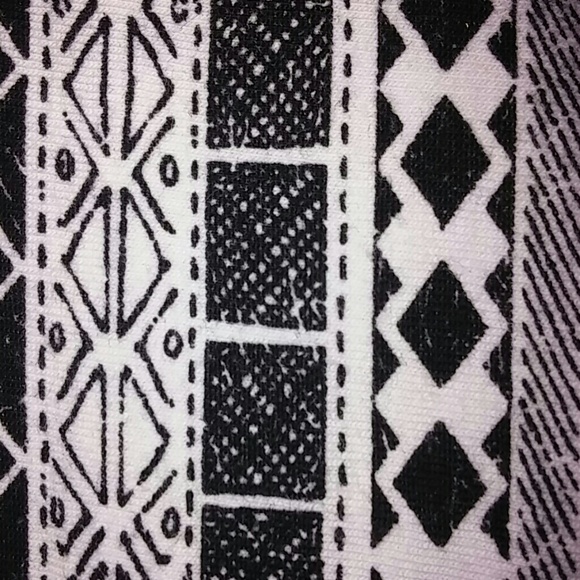 Aztec Pattern Halter Top - Picture 3 of 3