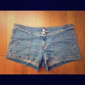 Levi jean shorts