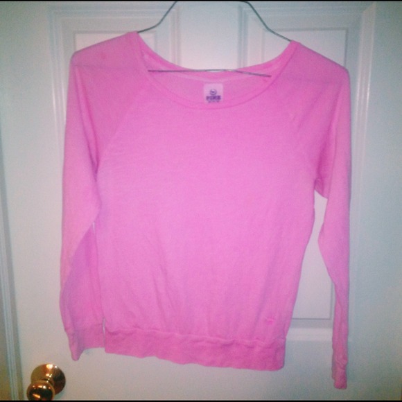 Victoria's Secret PINK Long Sleeved Top