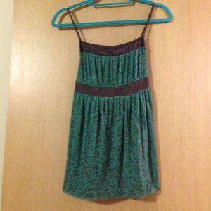 Grey & Green Limited top