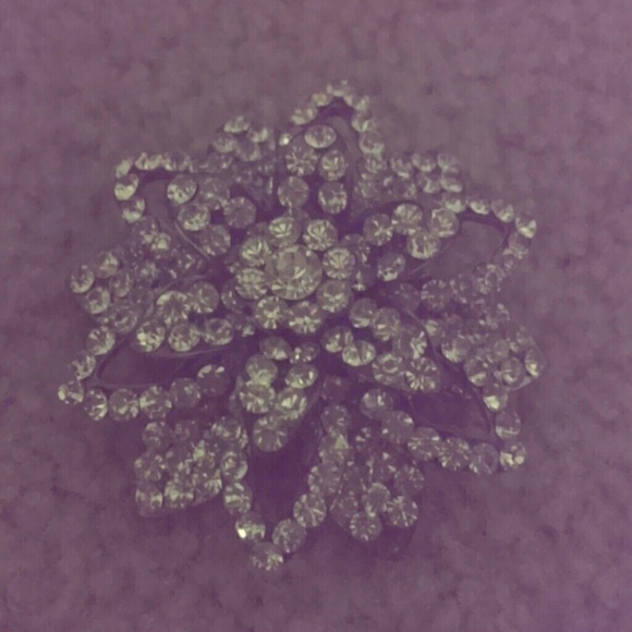 Flower ring - Picture 2 of 4