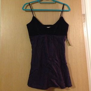 Cute DKNY top NWT