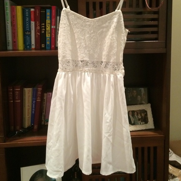 White lace dress
