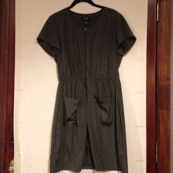 Alfani Dresses & Skirts - Alfani zipper front dress