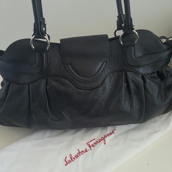 Authentic Salvatore Ferragamo handbag - Picture 4 of 4