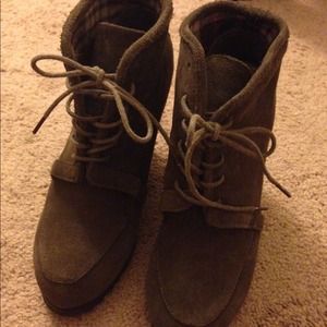 Taupe suede wedge booties:)