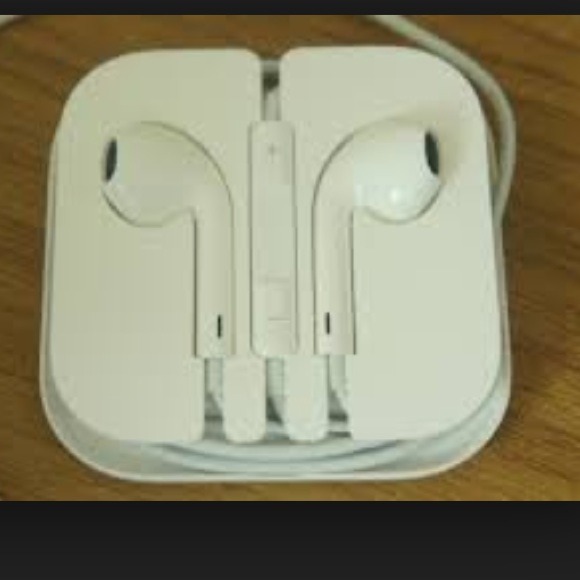 Never used apple head phones