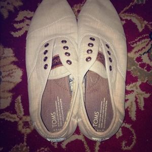 TOMS❤️❤️
