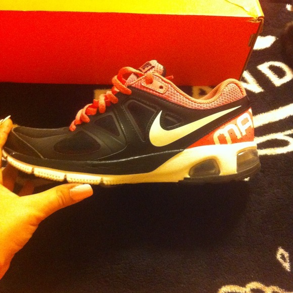 TRADE FOR OTHER NIKES ! Or $70 FIRM