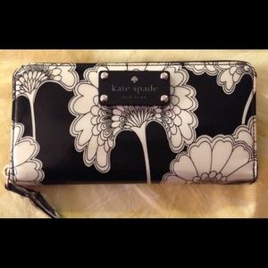 Bundle for fairygirl! Wallet, pouch and maxi :)