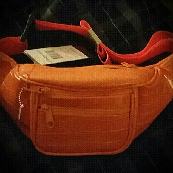 Fa nnyyy.! Pack!