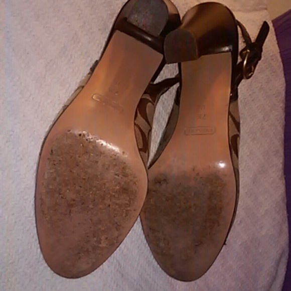 💲MAKE⏳OFFER⏰👠COACH👠 HEELS BROWN MADE IN ITALY - Picture 2 of 4