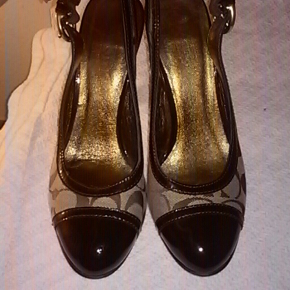 💲MAKE⏳OFFER⏰👠COACH👠 HEELS BROWN MADE IN ITALY - Picture 3 of 4