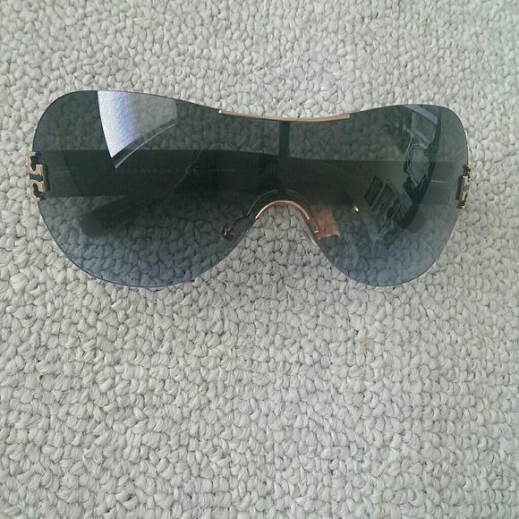 Brand new Tory Burch Blue Aviator Sunglasses