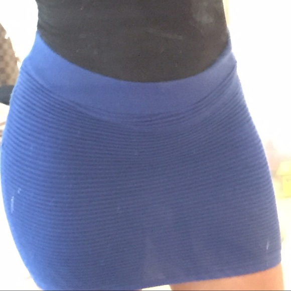 Royal blue mini skirt - Picture 3 of 3