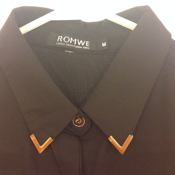 ROMWE Metal Tipped Collar Button Up - Picture 3 of 4