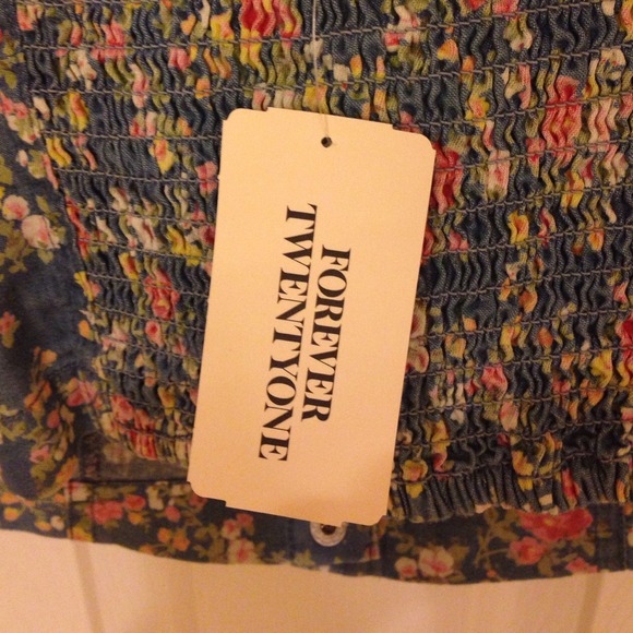 Floral Print Chambray Cropped Bustier - Picture 3 of 3