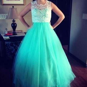 Prom dress