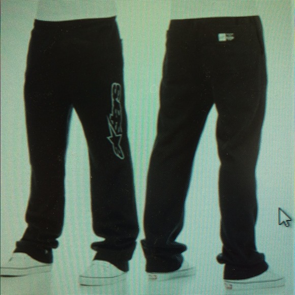 PLEASE help me find these sweats for my bf!!!