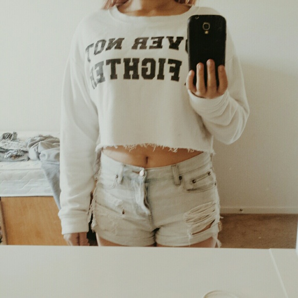 White crop top!